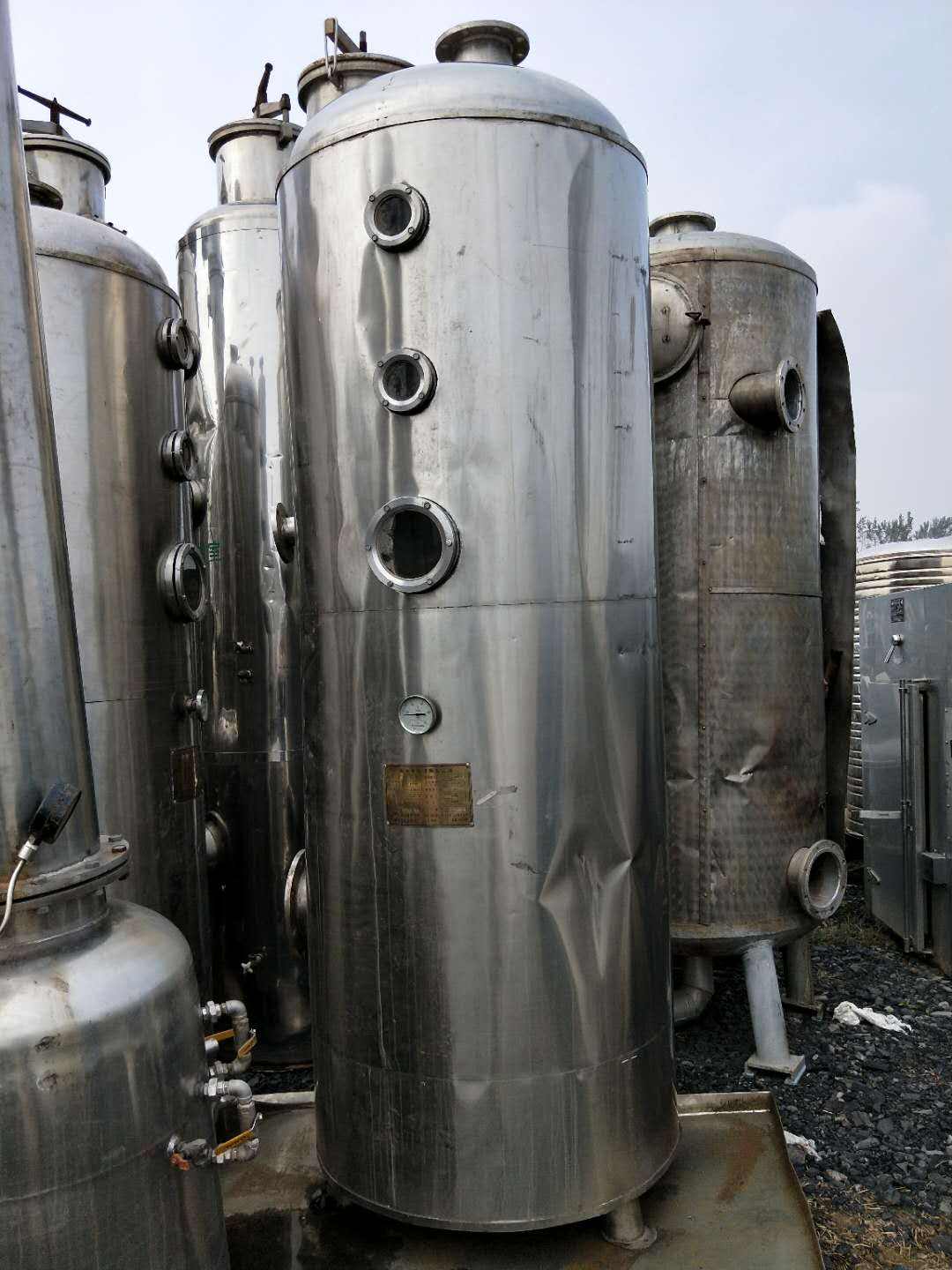 四效強制循環蒸發器的優點: 四效強制循環蒸發器的優點: